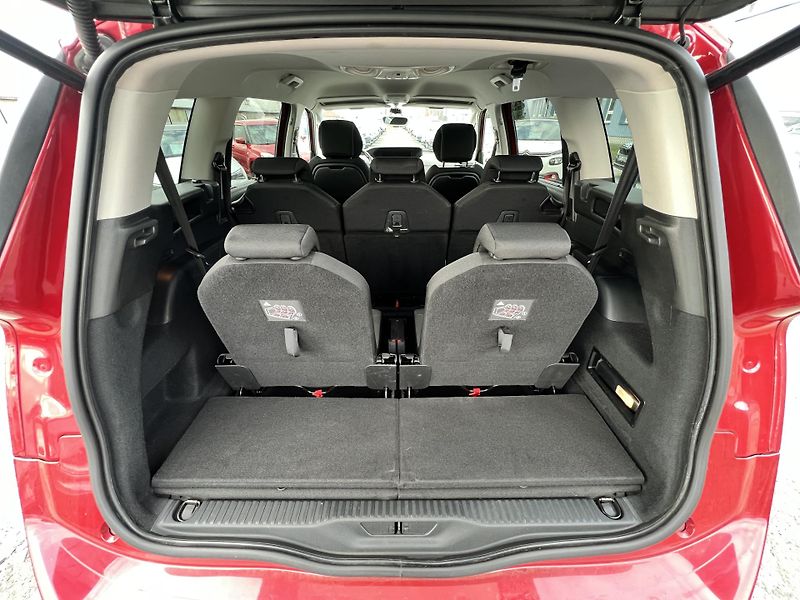 Citroën Grand C4 Picasso 2.0HDi 7MÍST KAMERA KLIMA ČR - fotka 28 z 49
