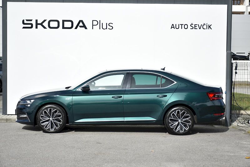 Škoda Superb (2022) L&K 2.0 TDI 110kW DSG - fotka 3 z 34