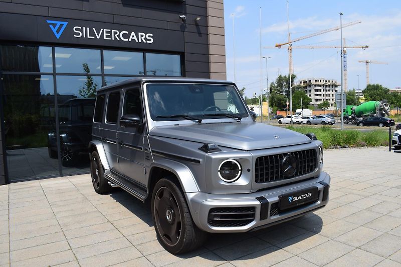 Mercedes-Benz Třídy G (2024) G63Manufa/Mat.šedá/dvoubarevná - fotka 1 z 36