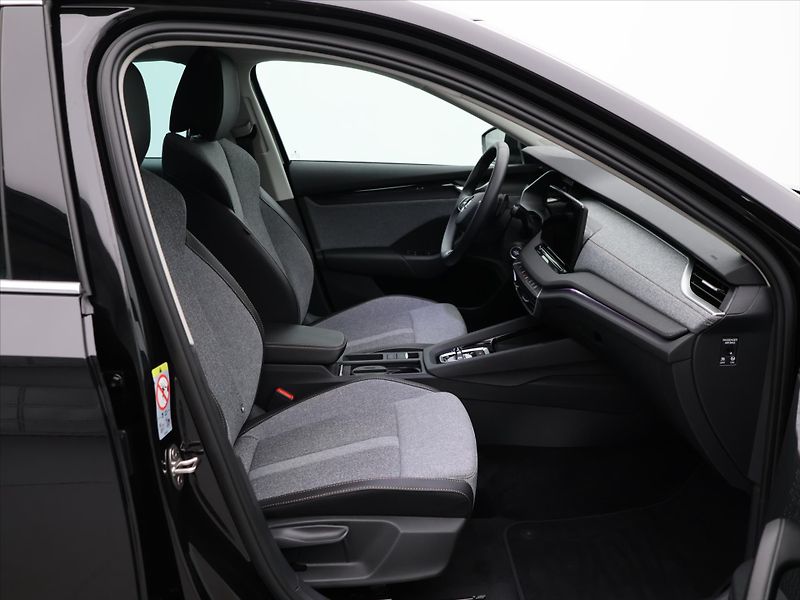 Škoda Octavia 2,0 TDI DSG Top Selection DPH - fotka 12 z 27