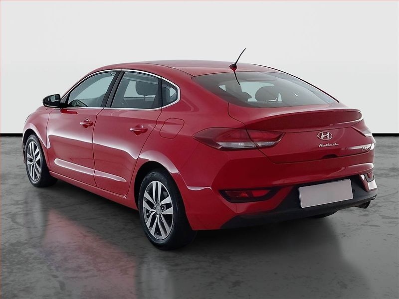 Hyundai i30 (2018) 1.4 T-GDI, Serv.kniha - fotka 4 z 18