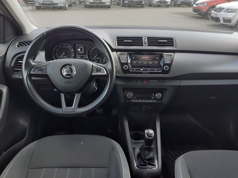 Škoda Fabia (2019) III Kombi 1.0 TSi 81KW - fotka 7 z 42
