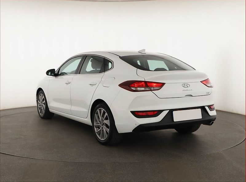 Hyundai i30 (2019) 1.4 T-GDI, Serv.kniha - fotka 4 z 16