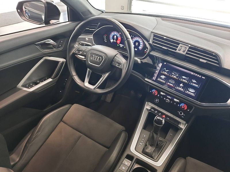 Audi Q3 (2022) 35 TDI quattro (110kW/150k) S - fotka 7 z 21