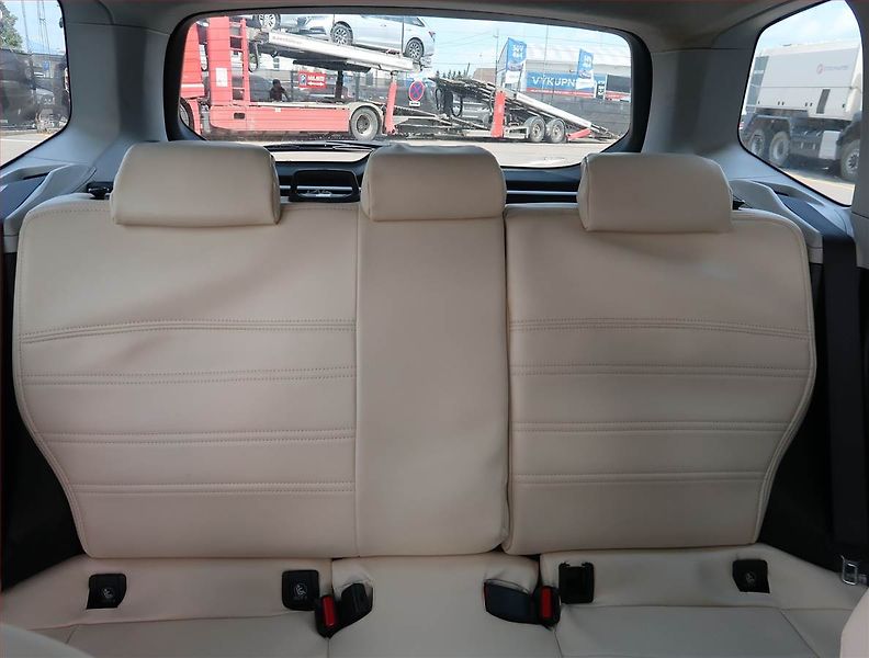 Subaru Forester (2015) 2.0 d, 4X4, Serv.kniha, Navi - fotka 10 z 17