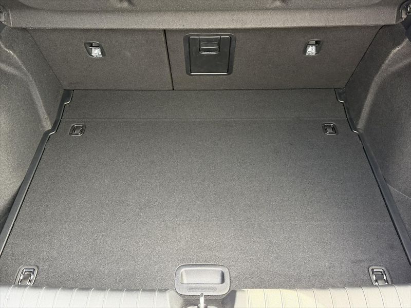 Kia K4 1,0 T-GDi Exlclusive 17 - fotka 12 z 12
