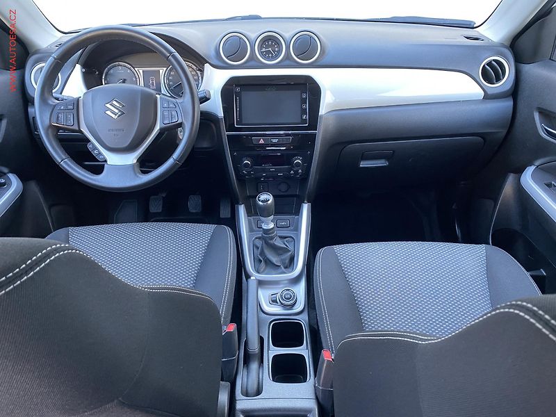 Suzuki Vitara (2015) 1.6 DDiS AllGrip, Premium, AC - fotka 8 z 19