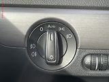 Volkswagen Jetta (2011) 1.4 TSi, Highline, +kola - náhled 19