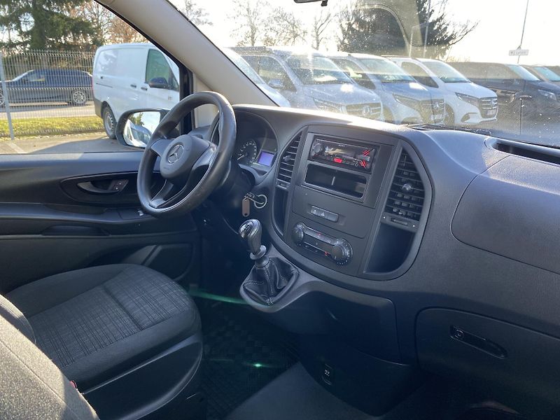 Mercedes-Benz Vito 116 CDI/L Tourer Base - fotka 12 z 23