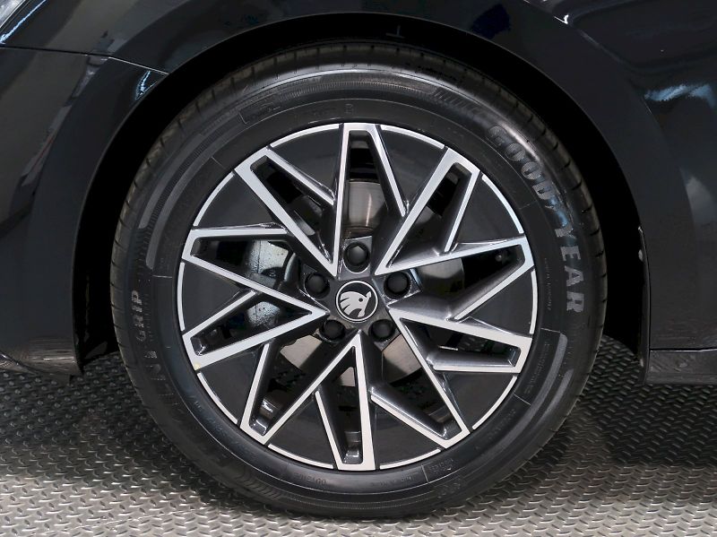 Škoda Octavia (2025) SPORTLINE 2.0TDI 110KW DSG CAN - fotka 12 z 44