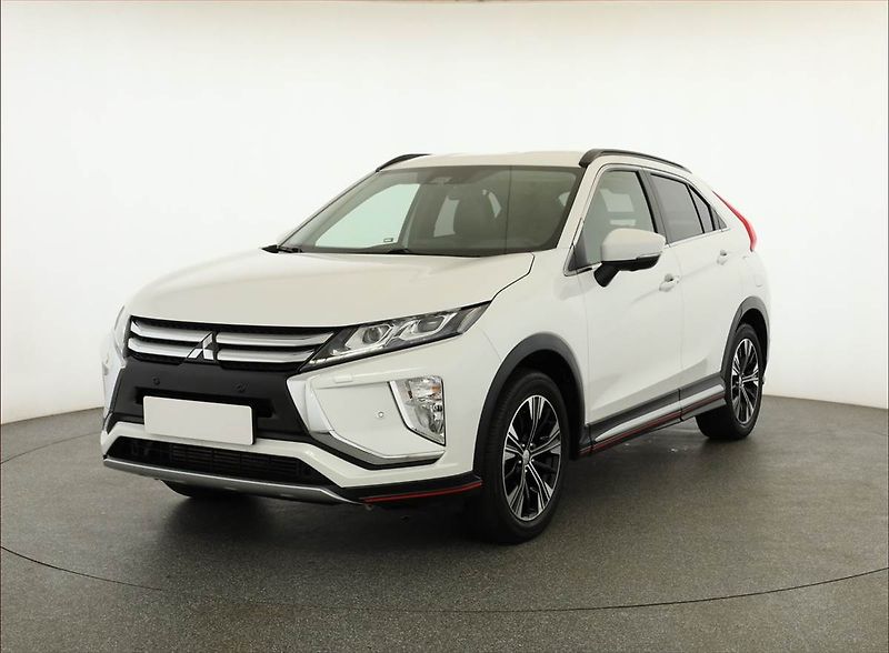 Mitsubishi Eclipse Cross (2018) 1.5 T-MIVEC, 4X4, Automat - fotka 2 z 17