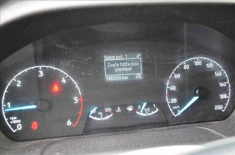 Ford Transit (2022) CUSTOM 2,0 ECOBLUE - fotka 13 z 17