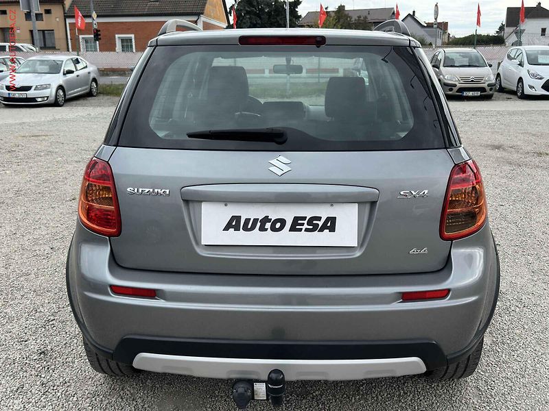 Suzuki SX4 (2012) 1.6 VVTi 4x4, 1.maj,ČR, AC - fotka 5 z 19