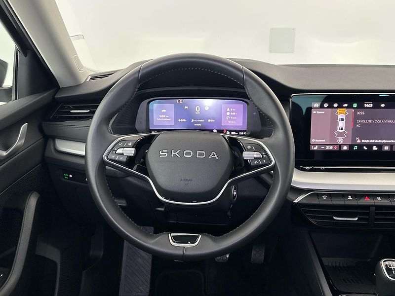 Škoda Octavia Selection - fotka 18 z 28