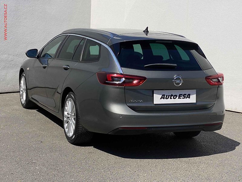 Opel Insignia (2019) 2.0 CDTI, autoAC - fotka 6 z 17
