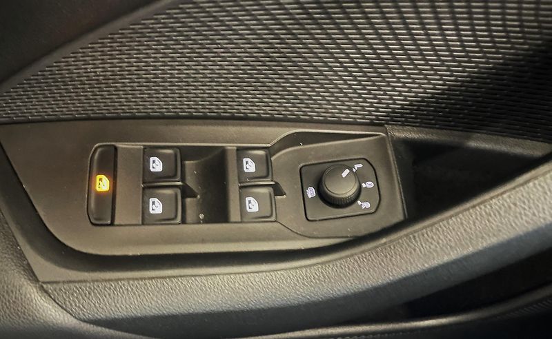 Škoda Octavia 2.0 TDI, 85 KW, AMBITION, ČR - fotka 19 z 27