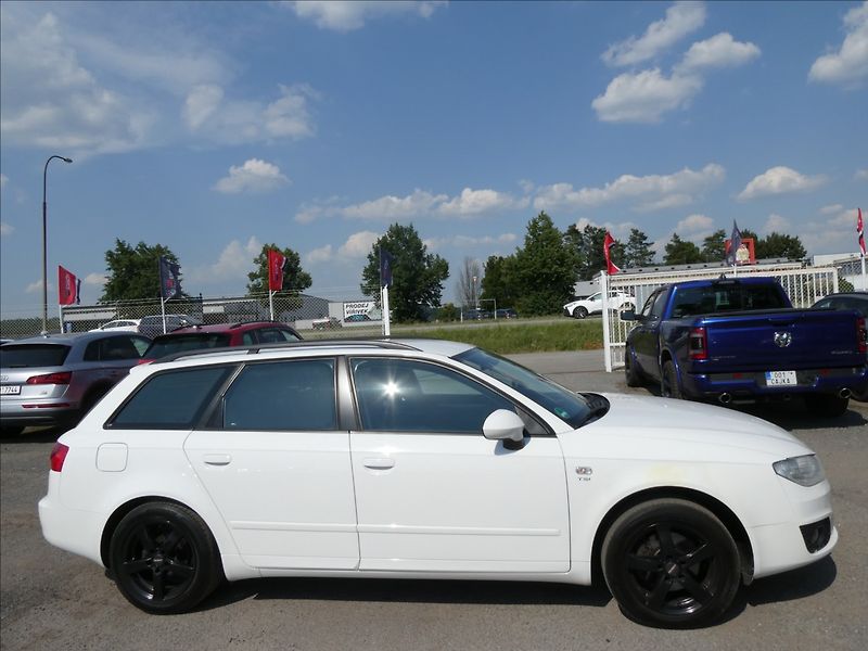 Seat Exeo 1,8 TSi 88kW serviska, 2x kola - fotka 8 z 37