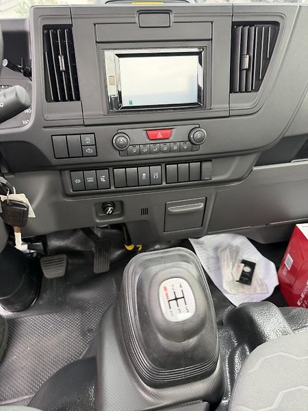 Isuzu M27 (2026) 3l, MT, podvozek k dostavbě - fotka 8 z 8