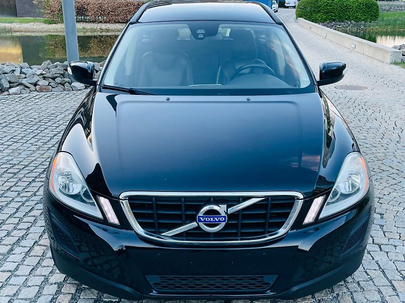 Volvo XC60 2.0D 5VÁLEC AUT VÝHŘEV SENZORY - fotka 5 z 44