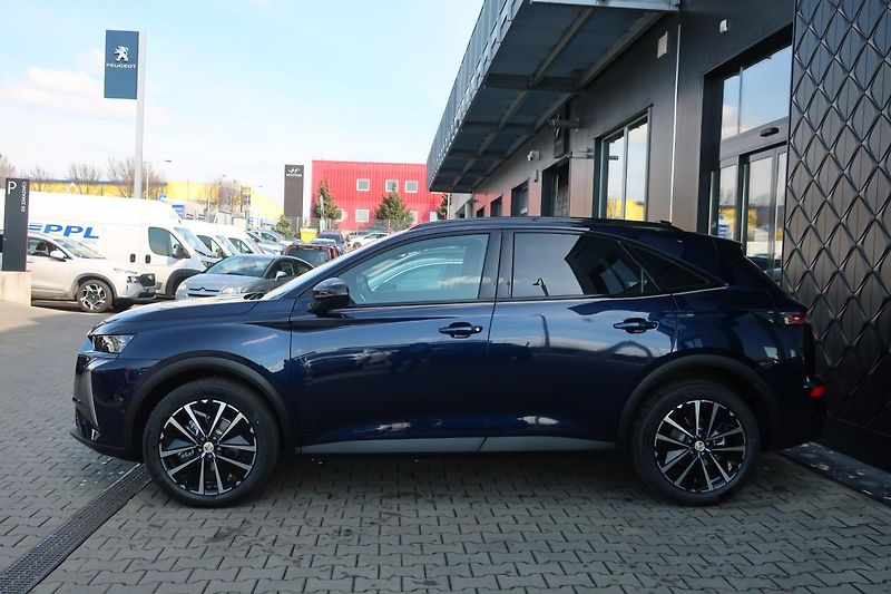 DS Automobiles DS7 (2025) EDITION FRANCE PLUG-IN HYBRID - fotka 10 z 16