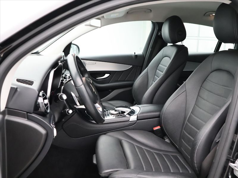 Mercedes-Benz GLC 2,1 250d 150 kw 4MATIC CZ AMG - fotka 12 z 33