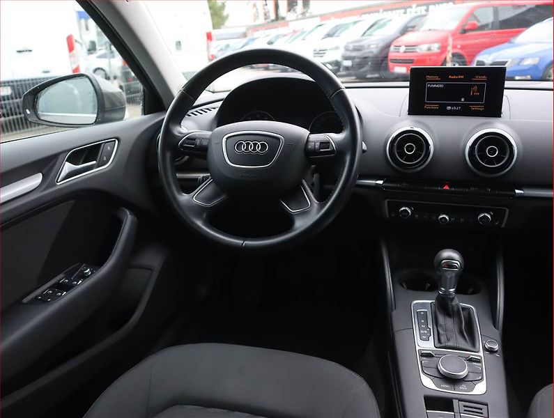 Audi A3 (2016) 1.4 TFSI, Automat, Bi-Xenony - fotka 7 z 19
