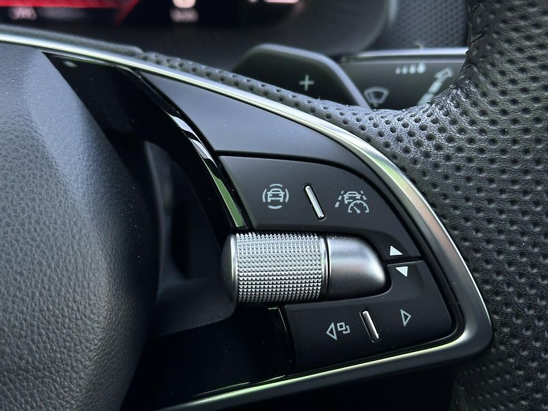 Škoda Kamiq 1.5TSi DSG Monte Carlo 150PS M - fotka 21 z 47