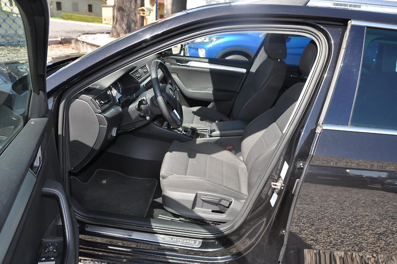 Škoda Superb III 2.0TDi 110kW KOMBI Ambitio - fotka 6 z 22