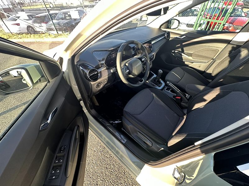 Škoda Fabia CLASSIC 1.0TSI 85kW + tažné - fotka 6 z 12