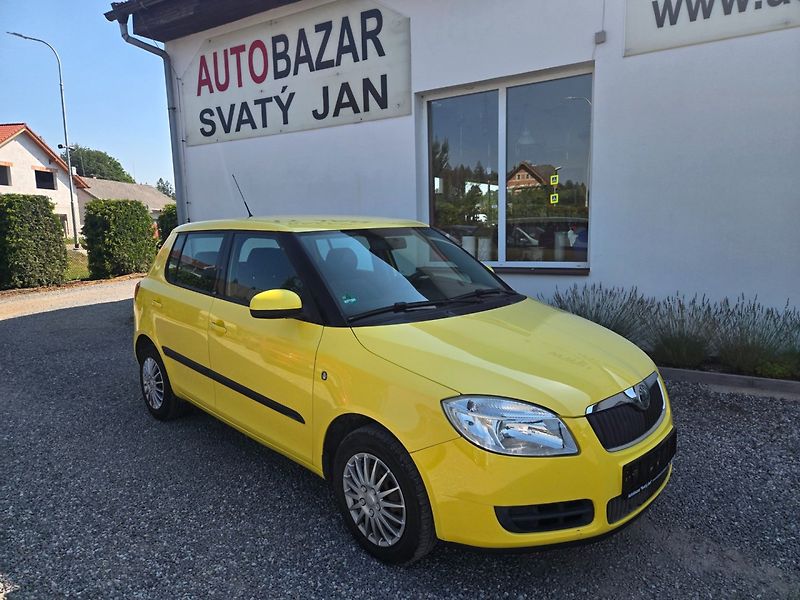 Škoda Fabia (2009) 1.4 16V Serviska - fotka 1 z 30
