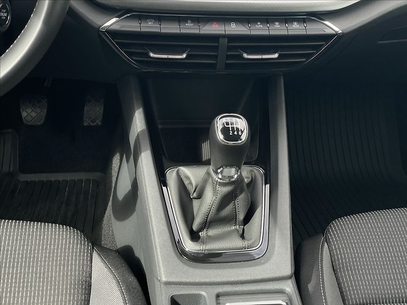 Škoda Octavia 2,0 TDI Combi Ambition Plus KE - fotka 13 z 23
