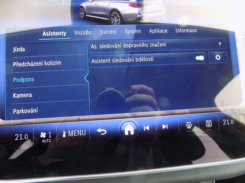 Mercedes-Benz Třídy E (2024) 300de/Digital-Light/Hybrid/ - fotka 30 z 50