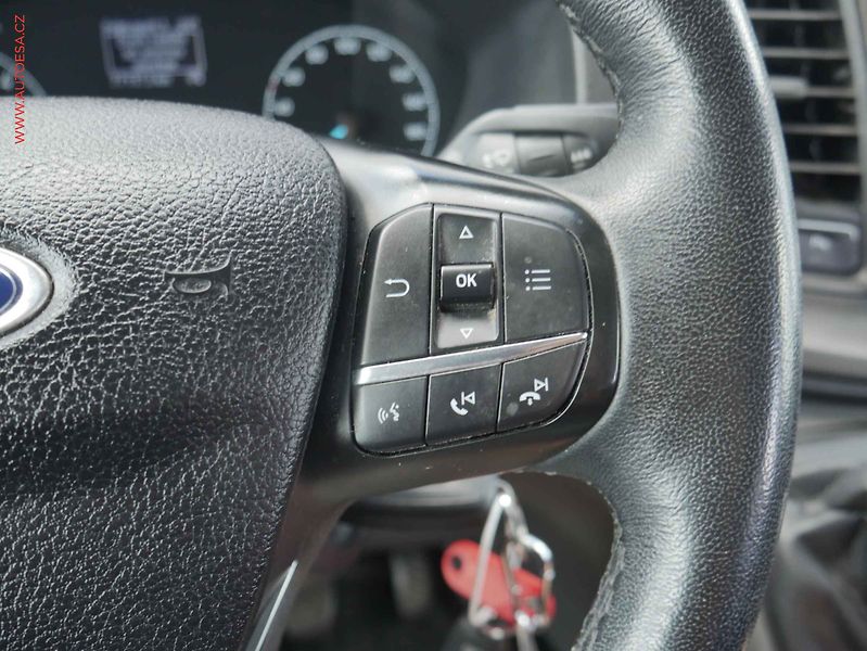 Ford Transit Custom (2019) 2.0TDCi L2H2 5míst, ČR - fotka 14 z 16