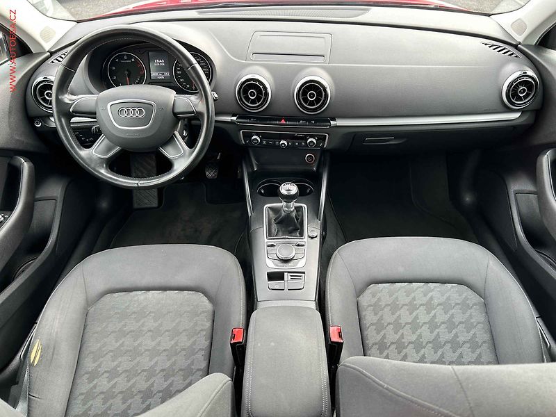 Audi A3 (2015) 1.2TFSi, 2.maj,ČR, autoAC - fotka 8 z 15