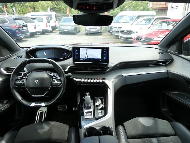 Peugeot 5008 2,0 HDi 130kW GT 7.míst AT8 - fotka 32 z 50