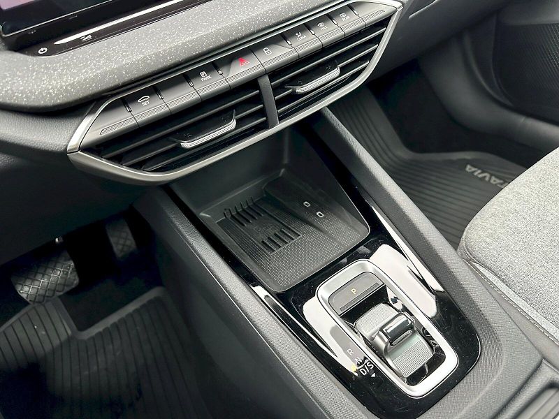 Škoda Octavia (2024) 1.5 TSI 110kW MHEV Top Selecti - fotka 18 z 24
