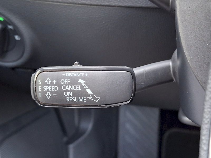 Škoda Superb (2022) Style Plus Top DSG 2,0TSi 140k - fotka 21 z 35