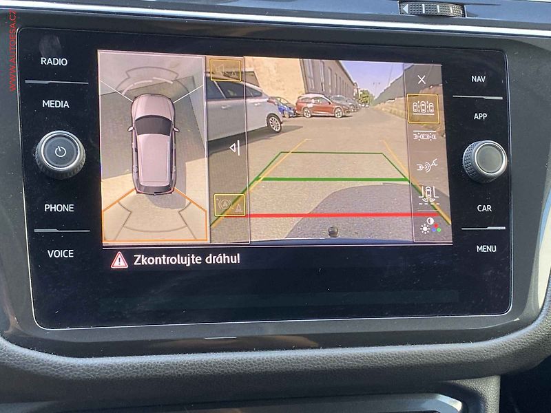 Volkswagen Tiguan Allspace (2018) 2.0 TDi 4X4, Highline, DSG - fotka 20 z 20