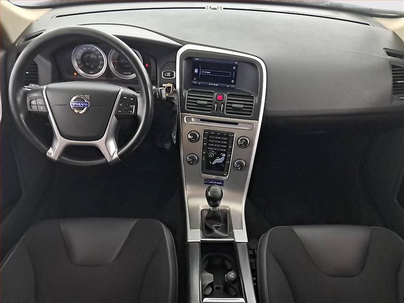 Volvo XC60 (2011) Momentum D4, Navi, Xenony - fotka 20 z 21