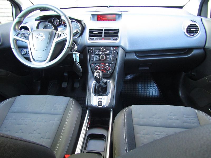 Opel Meriva (2011) 1.4 T 88kW - fotka 15 z 45