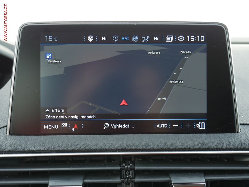 Peugeot 3008 (2019) 1.5 HDi, Allure, navi, kamera - fotka 16 z 17