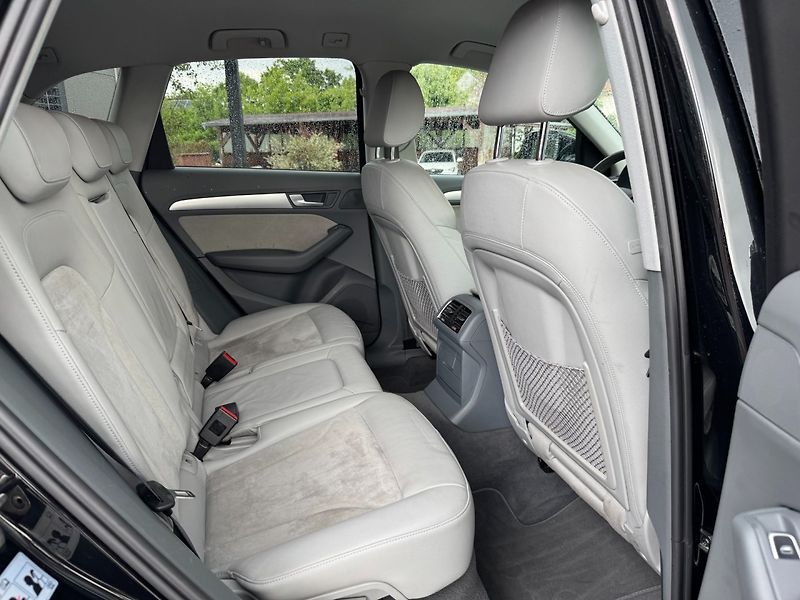 Audi Q5 (2013) 2,0 TFSI 165 KW Quattro Aut. - fotka 25 z 36