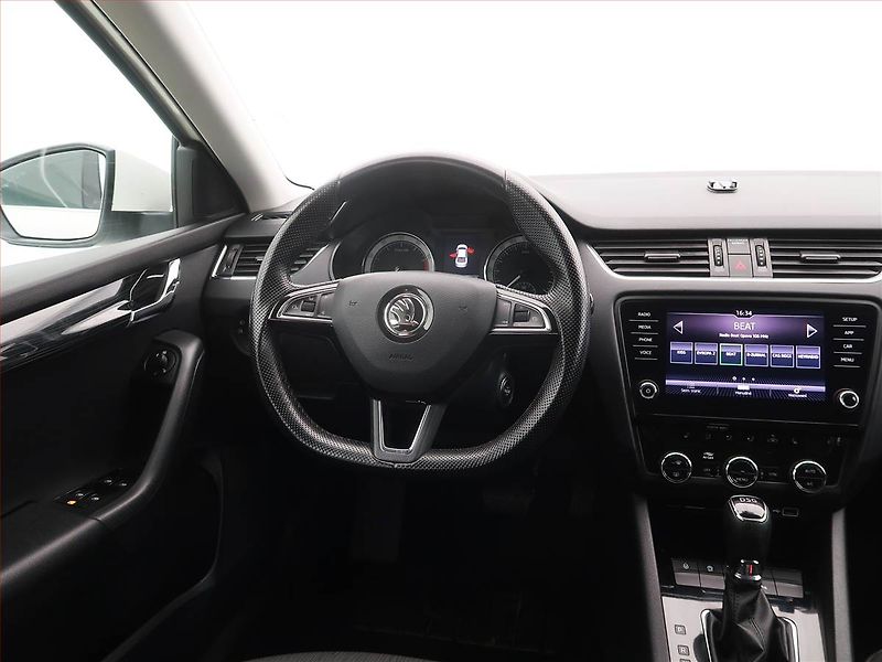 Škoda Octavia (2018) Style 1.5 TSI, Automat - fotka 7 z 19