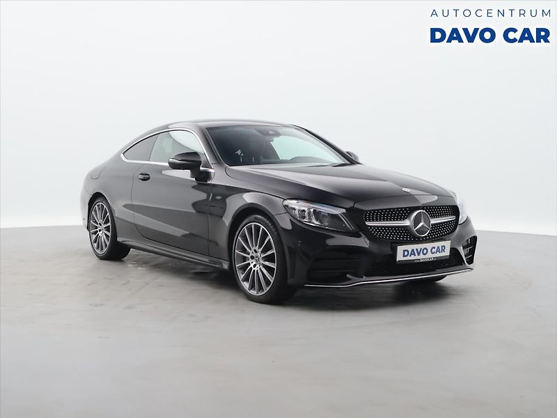 Mercedes-Benz Třídy C 2.0 300d 180kW 4Matic CZ DPH - fotografie inzerátu