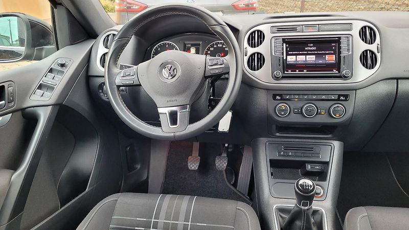 Volkswagen Tiguan (2016) 2,0TDi 110kW Lounge  - fotka 22 z 42