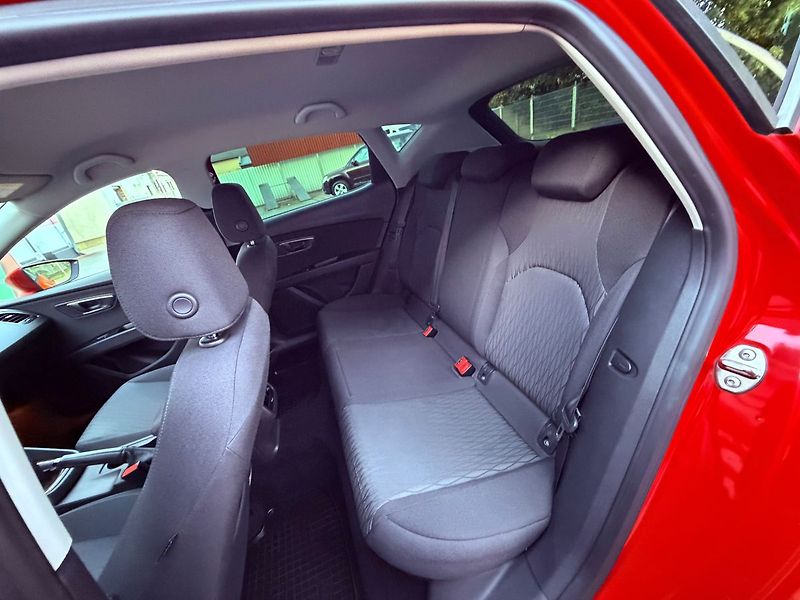 Seat Leon 1.2 TSi Style, ČR - fotka 11 z 25
