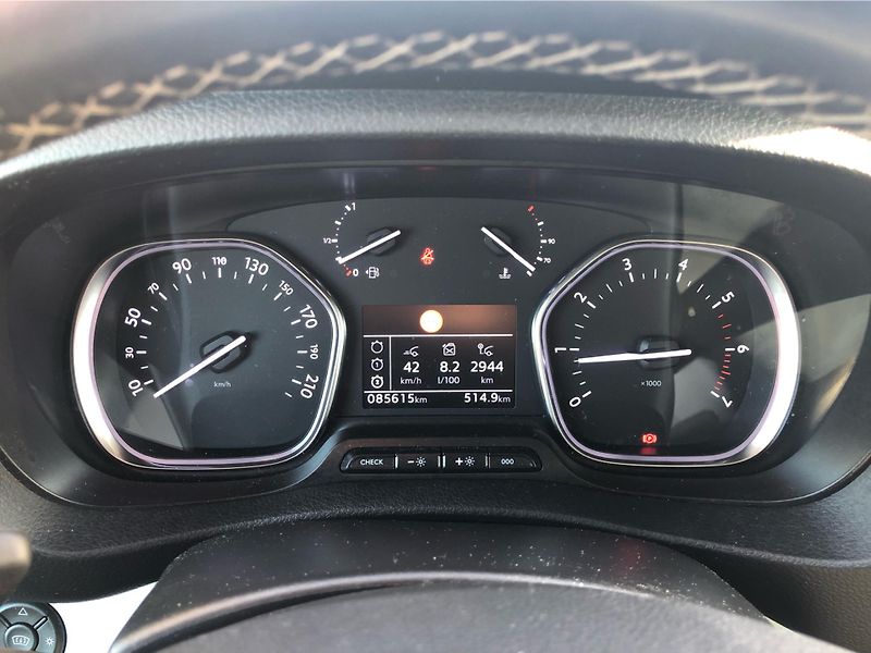Toyota ProAce 2.0D4-D VIP AT L1 - fotka 20 z 29