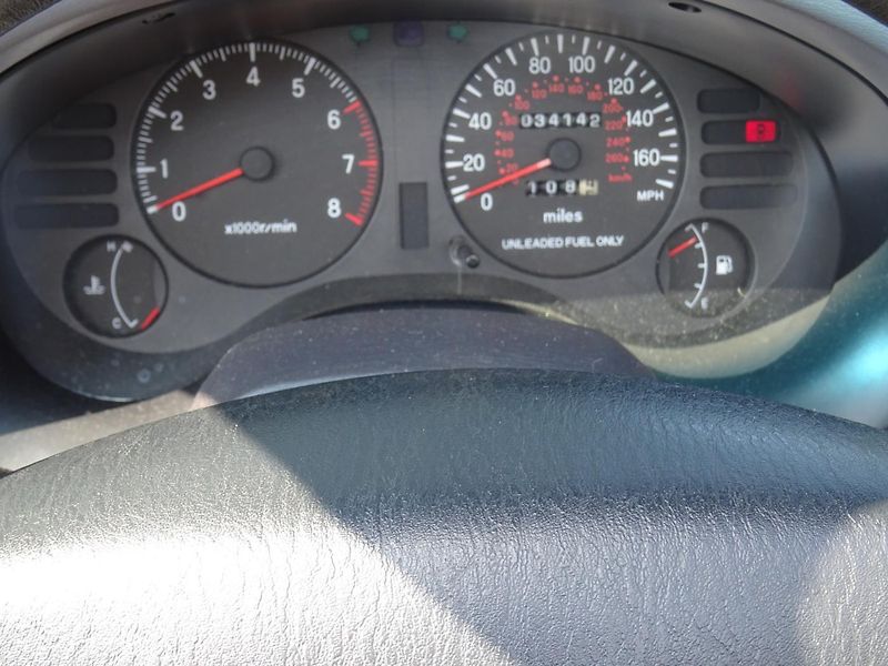 Mitsubishi Eclipse (1996) 2,4 SPYDER - fotka 16 z 32