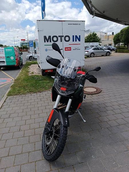 Aprilia Tuareg 660 (2026) Tornado Green 2025 E5+(sleva 1 - fotka 6 z 9