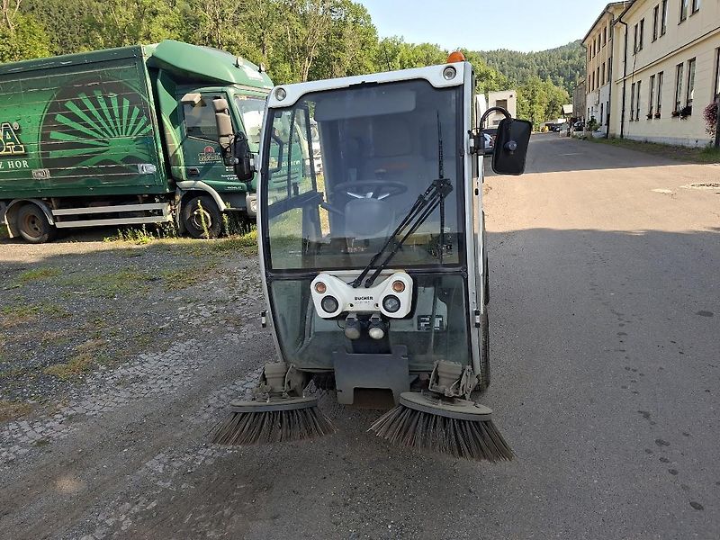 Bucher (2012)  CITYCAT 1000 zametací stroj  - fotka 3 z 13